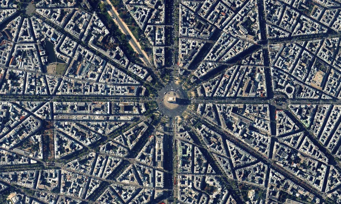 Paris Grid